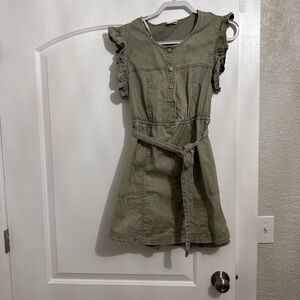 Stylish Green  Dress with Ruffle Sleeves